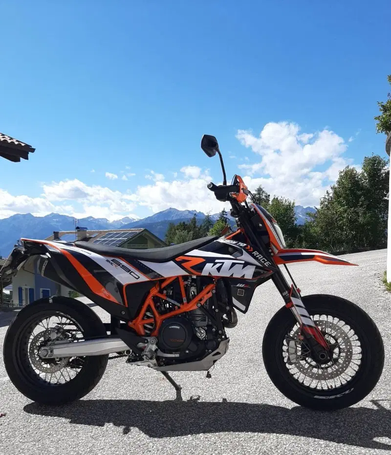 KTM 690 SMC R (2023 - 25) (2)