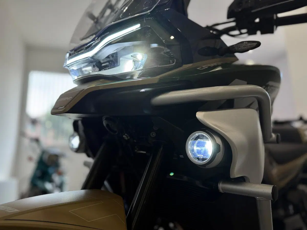 CFMOTO 800MT Limited Edition (2023 - 25) (6)