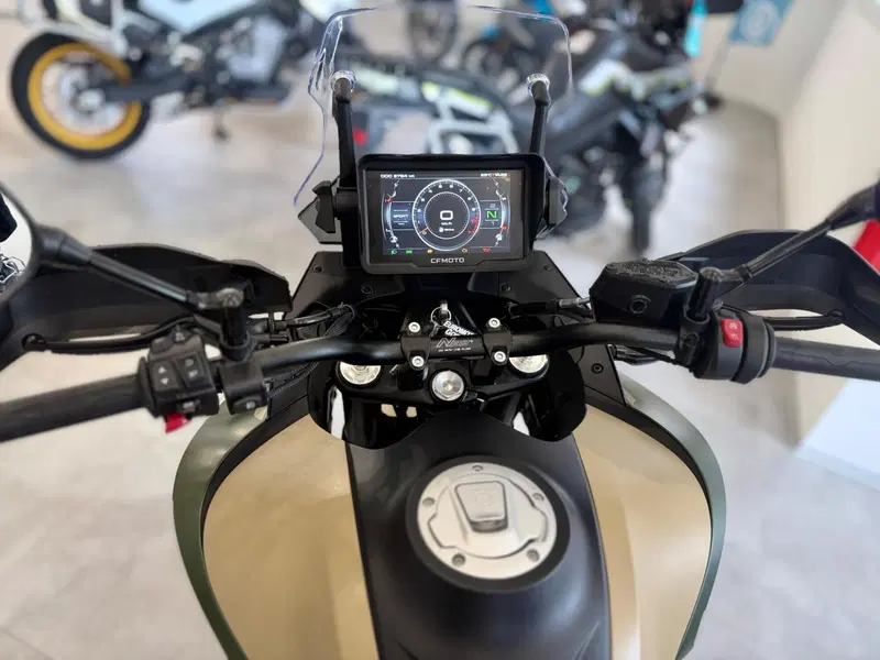 CFMOTO 800MT Limited Edition (2023 - 25) (11)