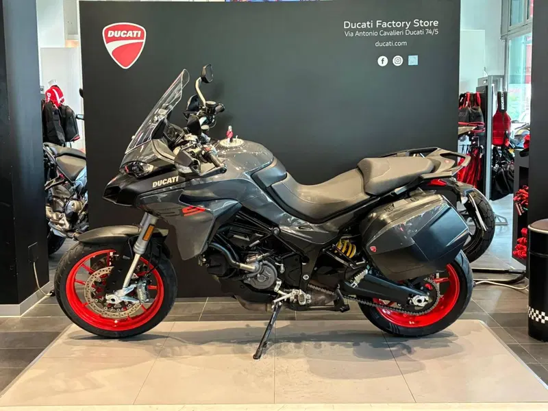Ducati Multistrada V2 S (2022 - 24) (4)