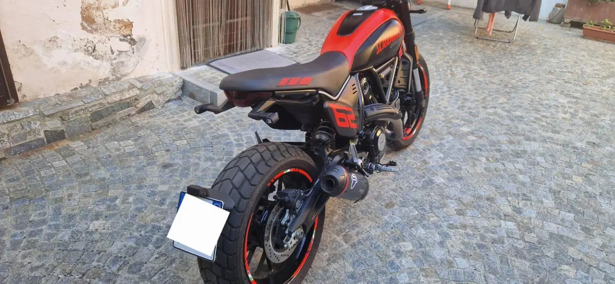 Ducati Scrambler 800 Full Throttle (2023 - 24)