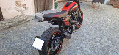 Ducati Scrambler 800 Full Throttle (2023 - 24) usata