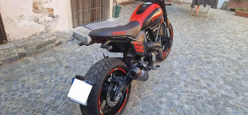 Ducati Scrambler 800 Full Throttle (2023 - 24)