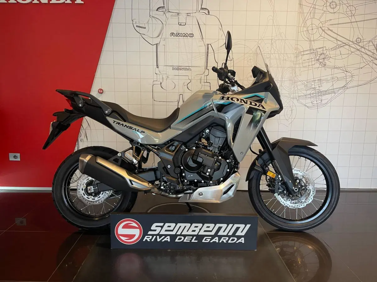 Honda Transalp XL750 (2026)