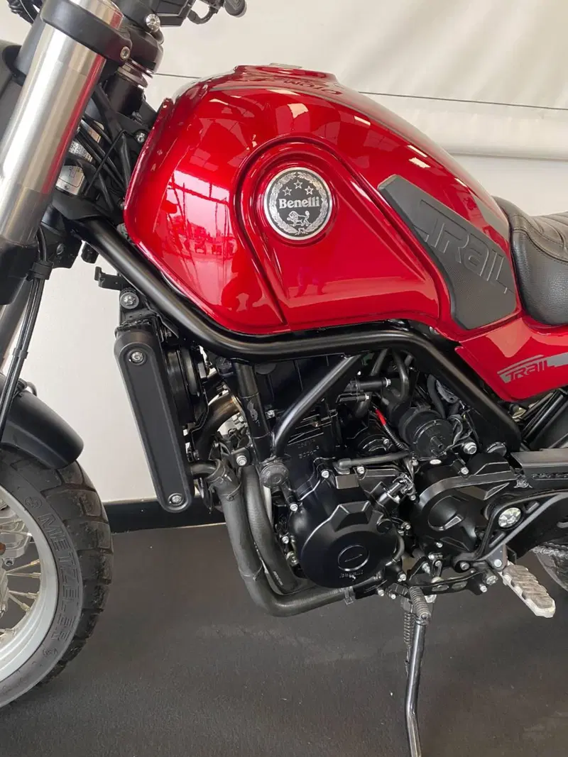 Benelli Leoncino 500 Trail (2021 - 26) (4)