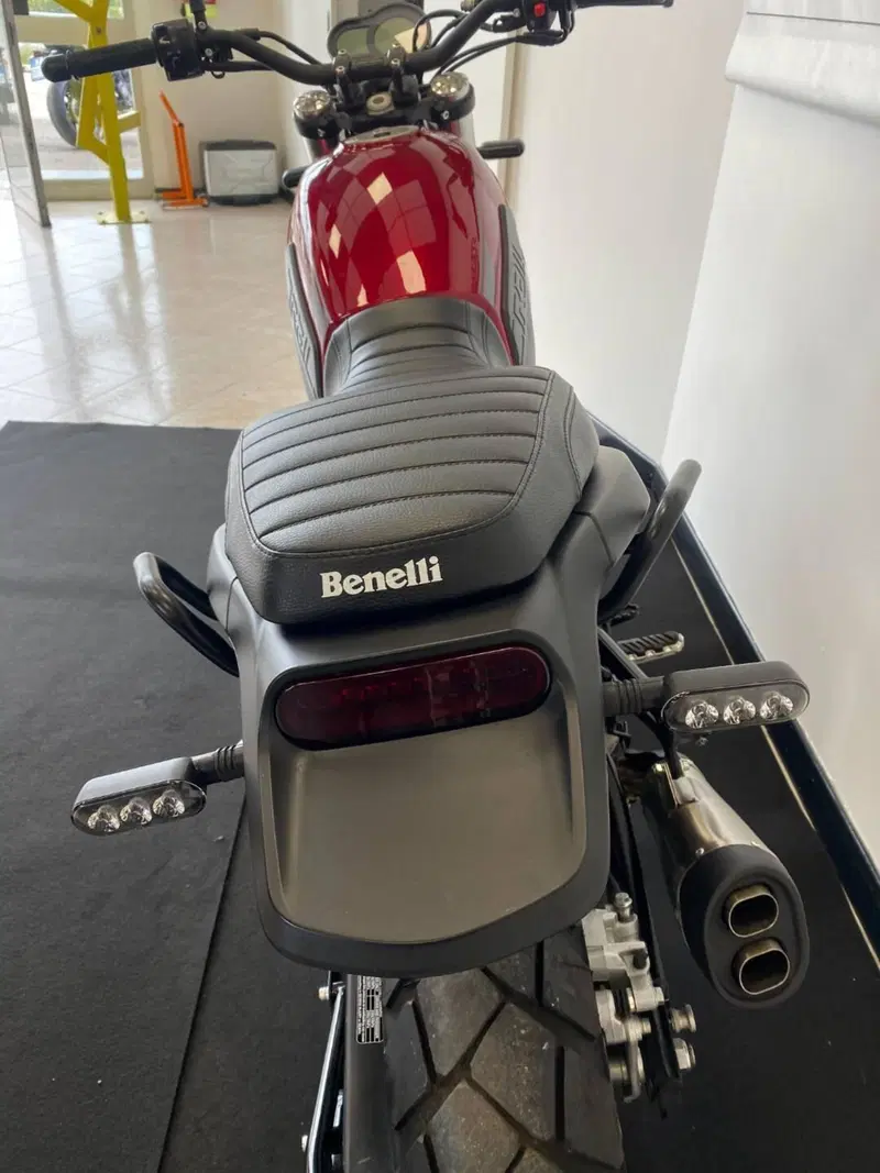 Benelli Leoncino 500 Trail (2021 - 26) (5)