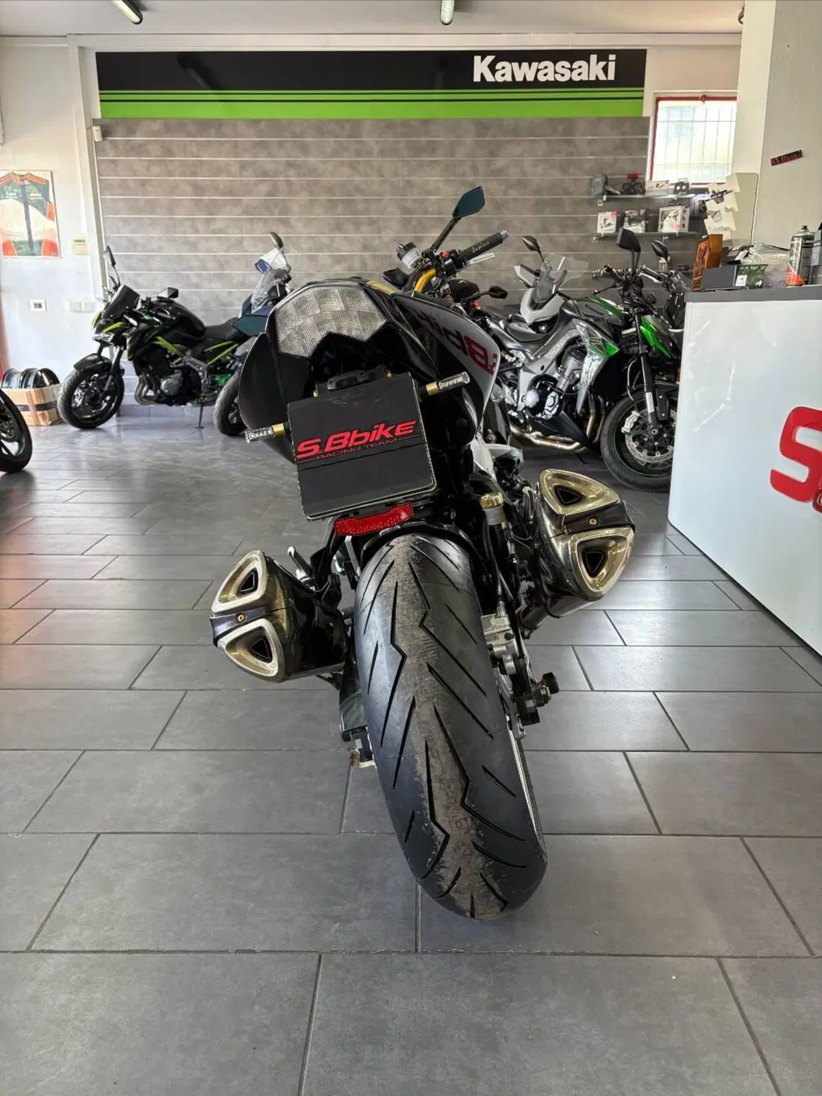 Kawasaki Z 1000 (2007 - 09) (4)