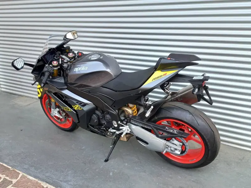 Aprilia RSV4 1100 (2025 - 26) (6)