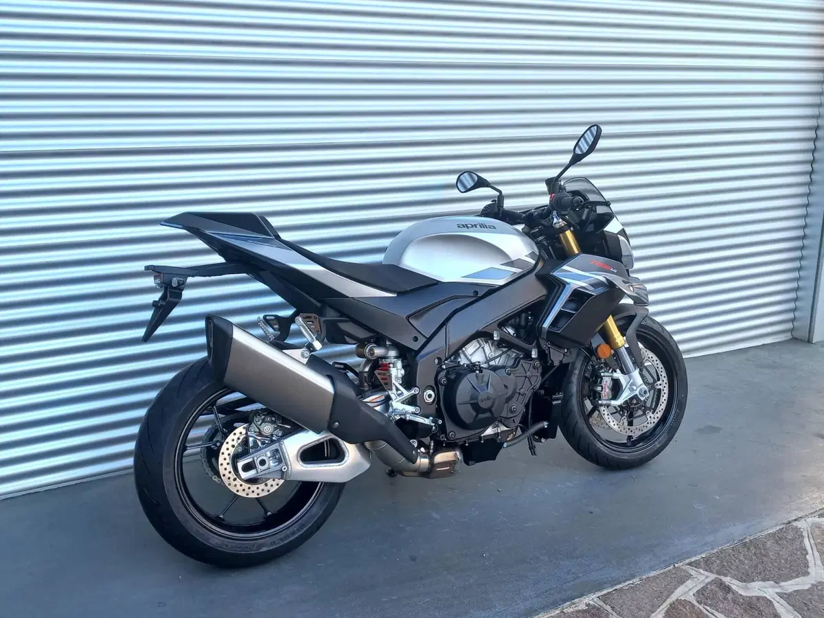 Aprilia Tuono V4 (2025 - 26) (7)