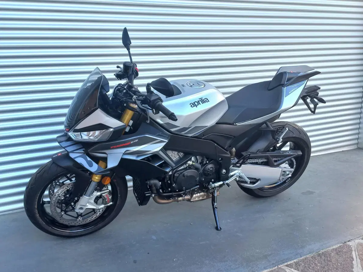 Aprilia Tuono V4 (2025 - 26) (4)