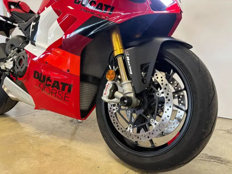 Ducati Panigale V4 S (2022 - 24) (4)