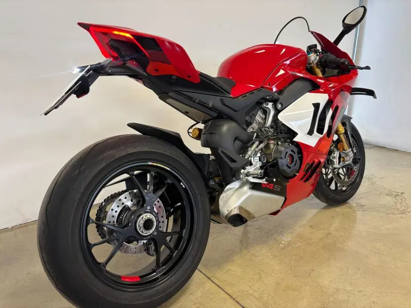 Ducati Panigale V4 S (2022 - 24) (10)