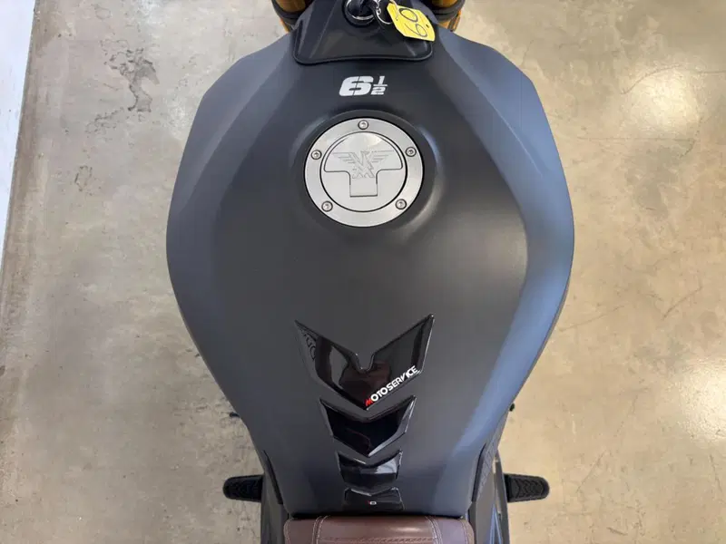 Moto Morini SEIEMMEZZO SCR (2022 - 26) (11)