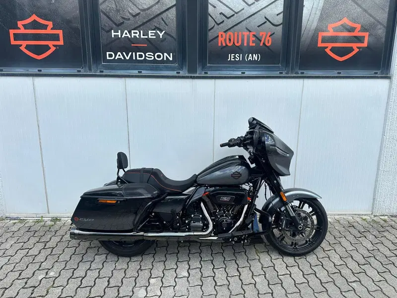 Harley-Davidson CVO Street Glide (2025)