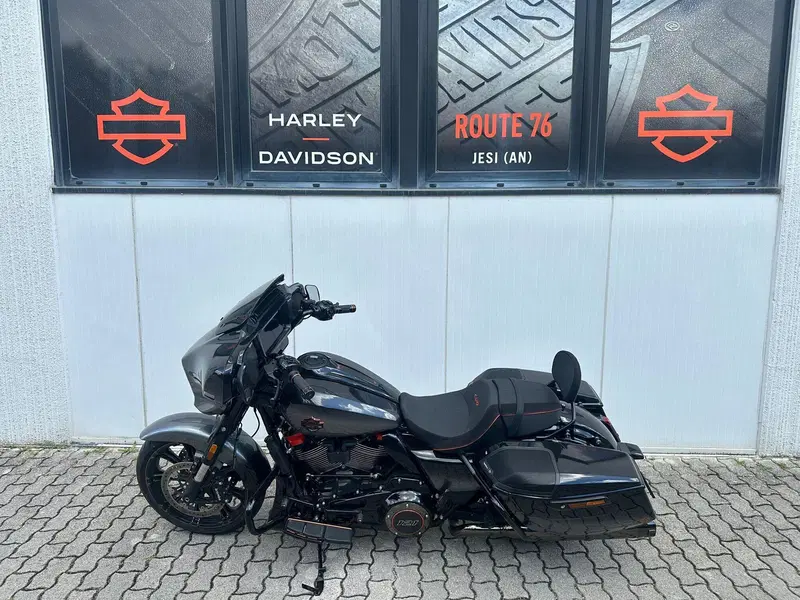 Harley-Davidson CVO Street Glide (2025) (5)