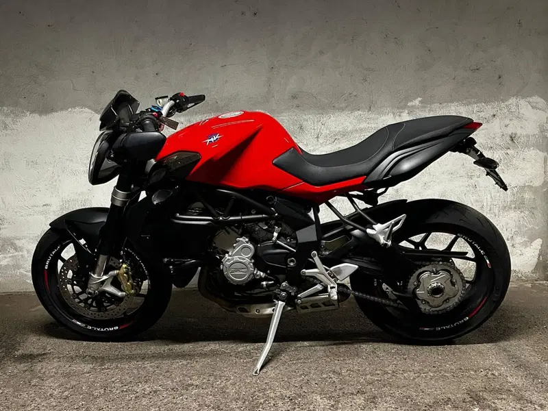 MV Agusta Brutale 675 (2011 - 15) (4)