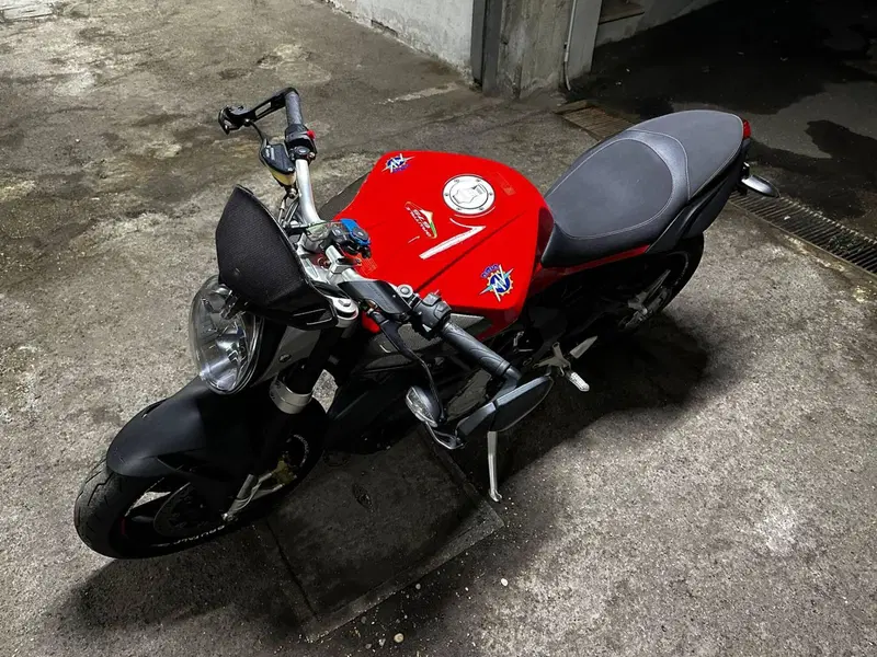 MV Agusta Brutale 675 (2011 - 15) (5)