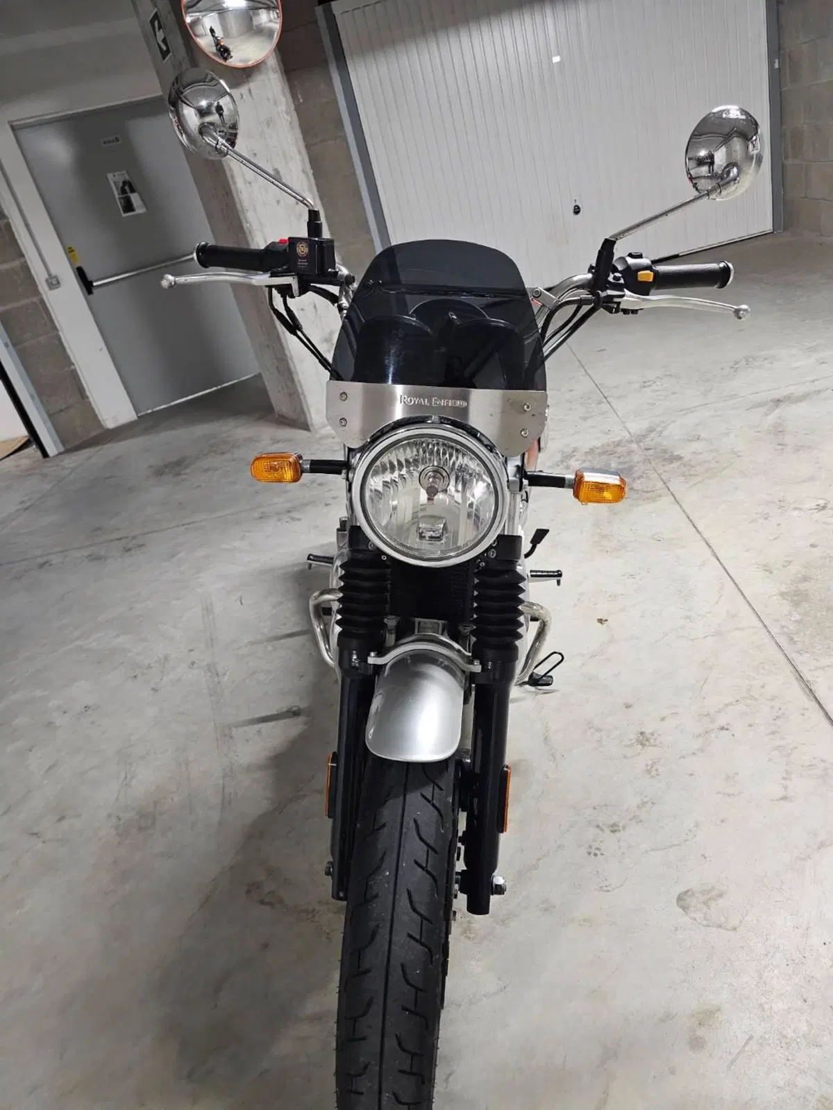 Royal Enfield Interceptor 650 (2021 - 26) (4)
