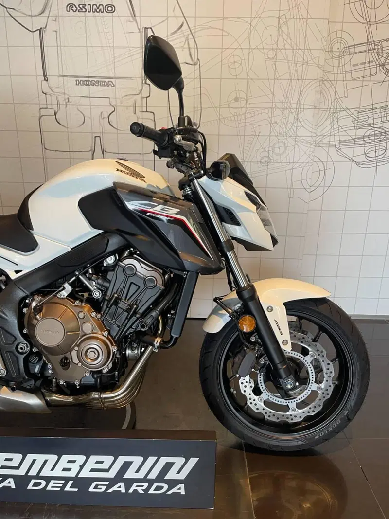 Honda CB 650 F (2017 - 18) (2)