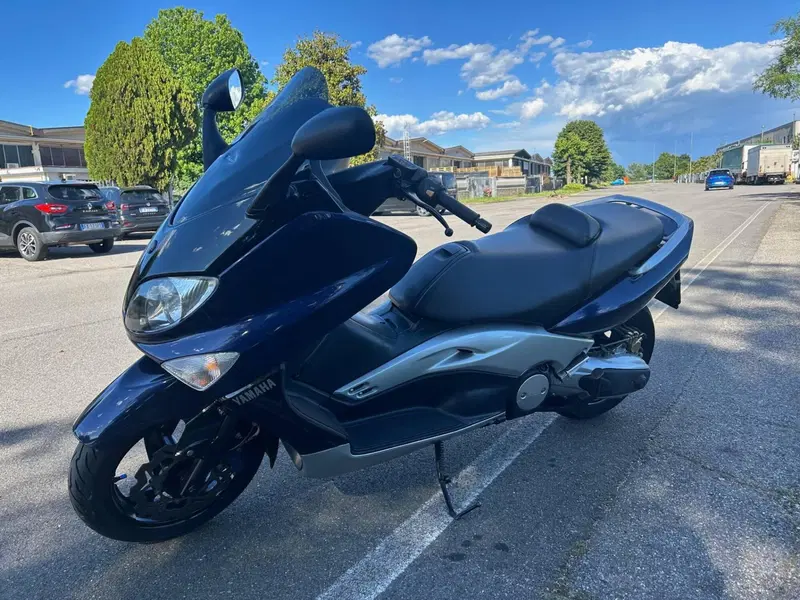 Yamaha T-Max 500 (2001 - 03) (3)