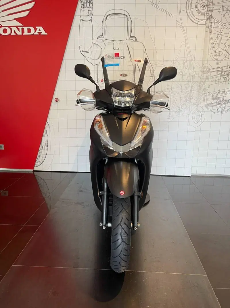 Honda SH 300 i Sport ABS (2018 - 20) (4)