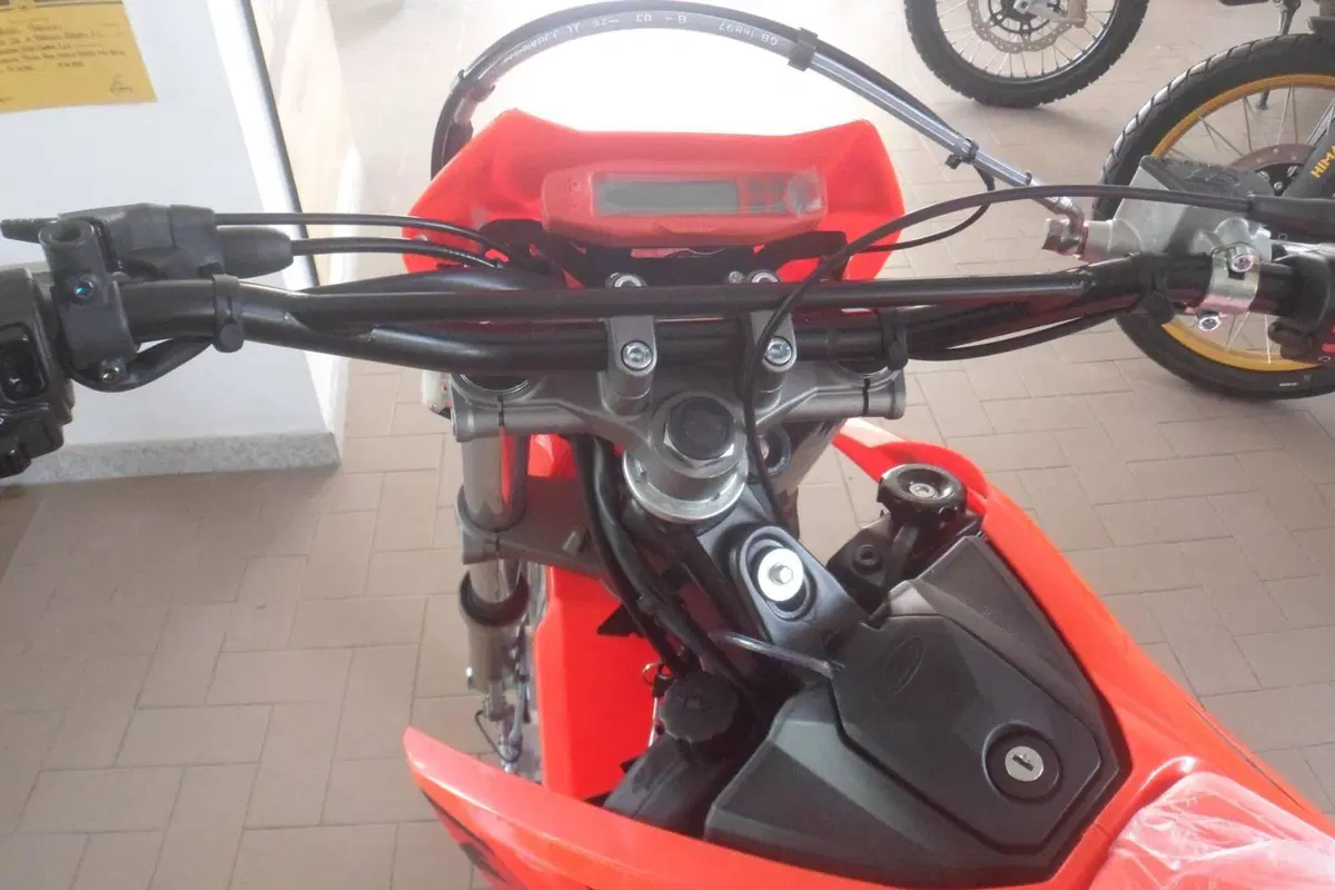 Betamotor RR 50 Enduro (2021 - 26) (4)