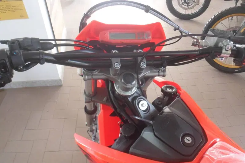 Betamotor RR 50 Enduro (2021 - 26) (4)
