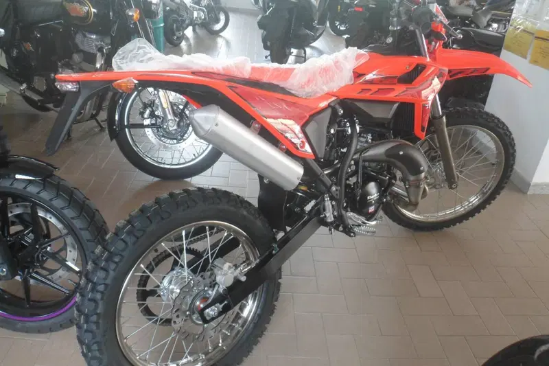 Betamotor RR 50 Enduro (2021 - 26) (7)