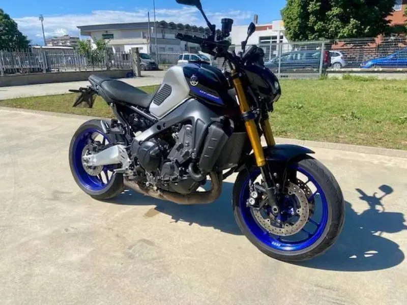 Yamaha MT-09 SP (2021 - 23) (4)