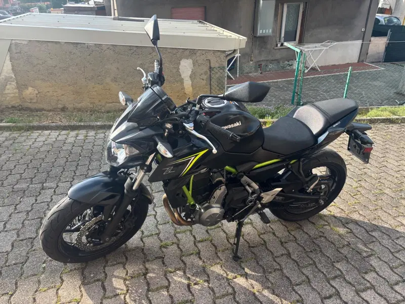Kawasaki Z 650 (2017 - 19) (3)