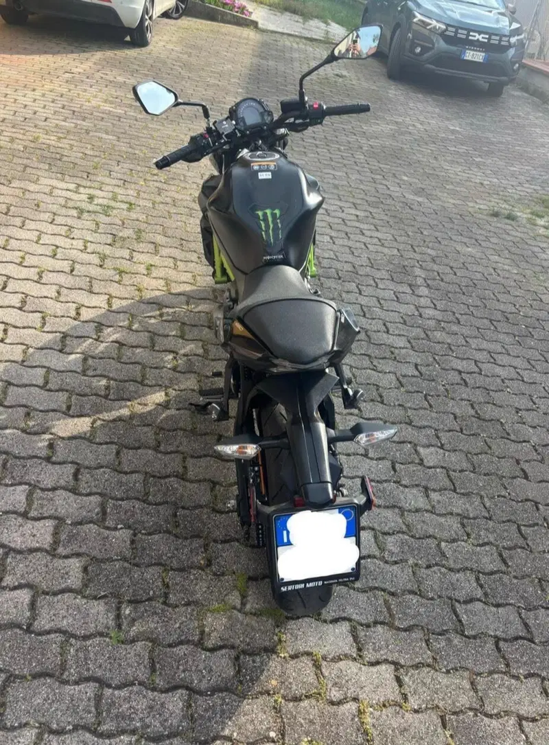 Kawasaki Z 650 (2017 - 19) (9)