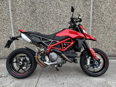 Ducati Hypermotard 950 (2022 - 25) usata
