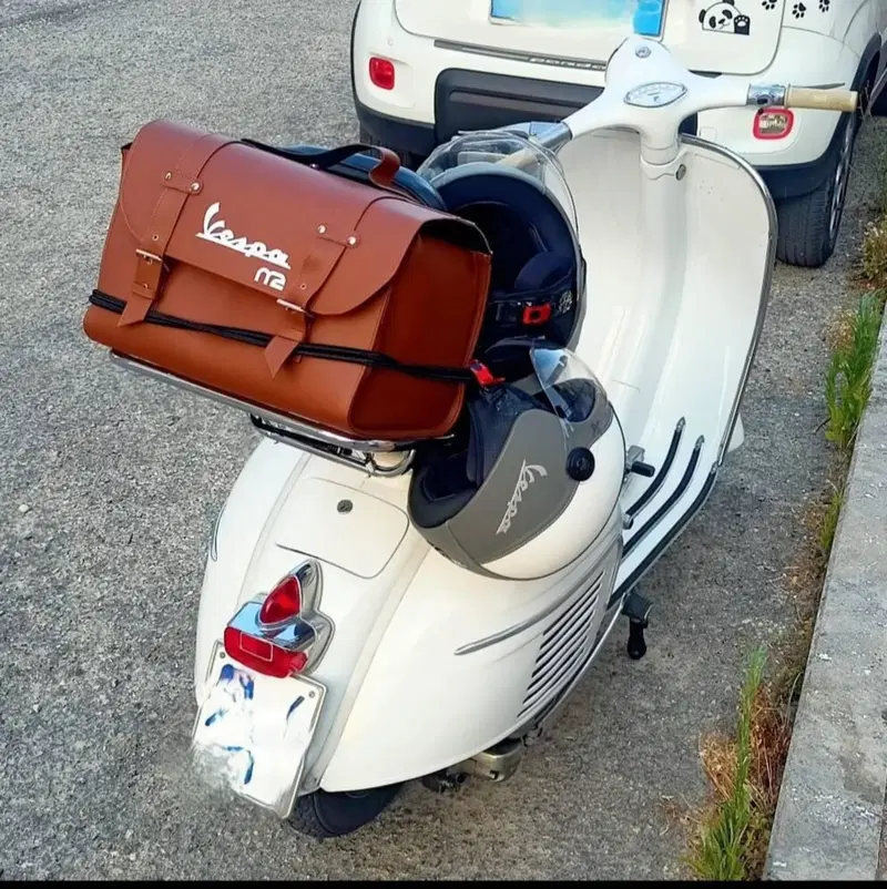 Piaggio Vespa GS 160 (2)
