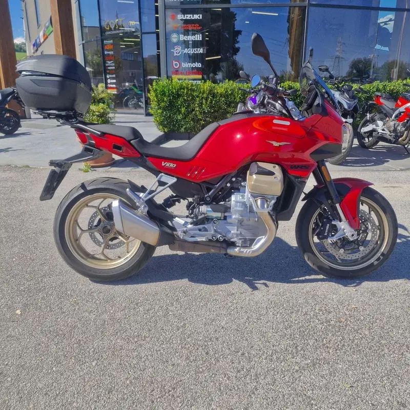 Moto Guzzi V100 Mandello (2022 - 24)