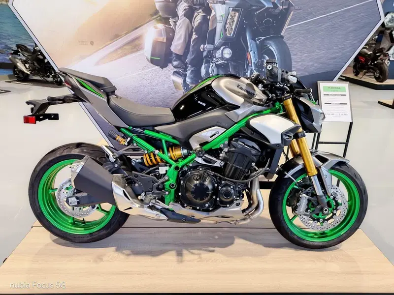 Kawasaki Z 900 SE (2025 - 26)