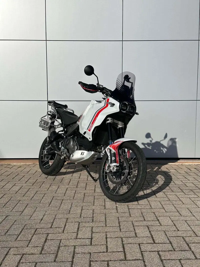 Ducati DesertX (2022 - 25) (5)
