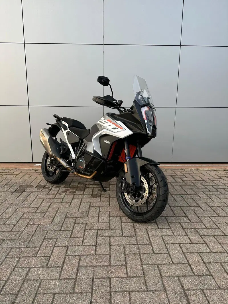 KTM 1290 Super Adventure S (2022 - 25) (4)
