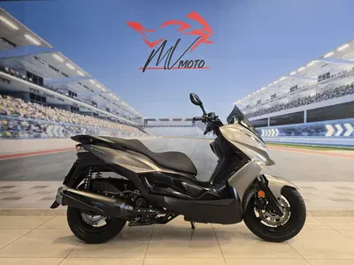 Kawasaki J 300 (2017 - 21) usata