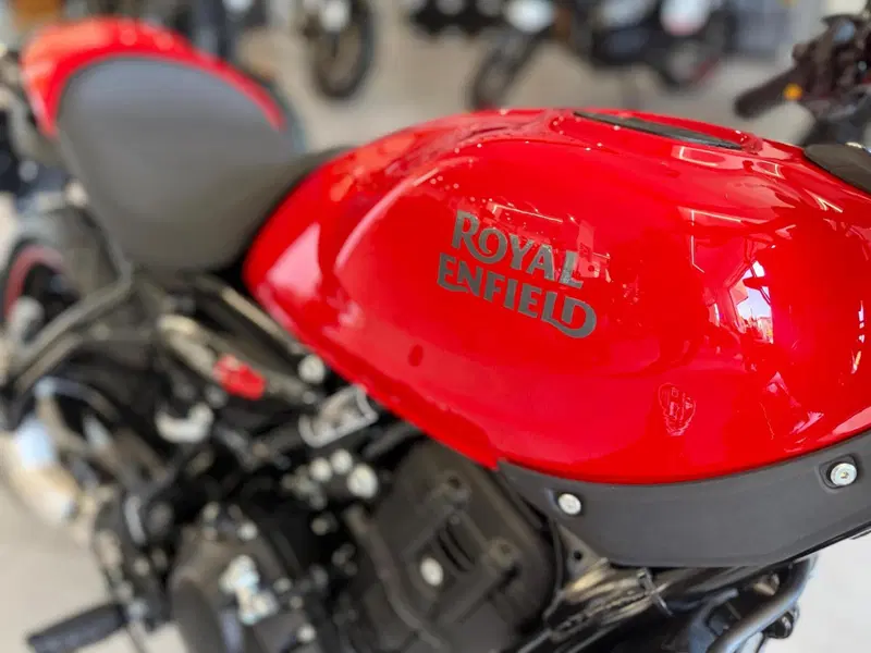 Royal Enfield Guerrilla 450 (2024 - 26) (5)
