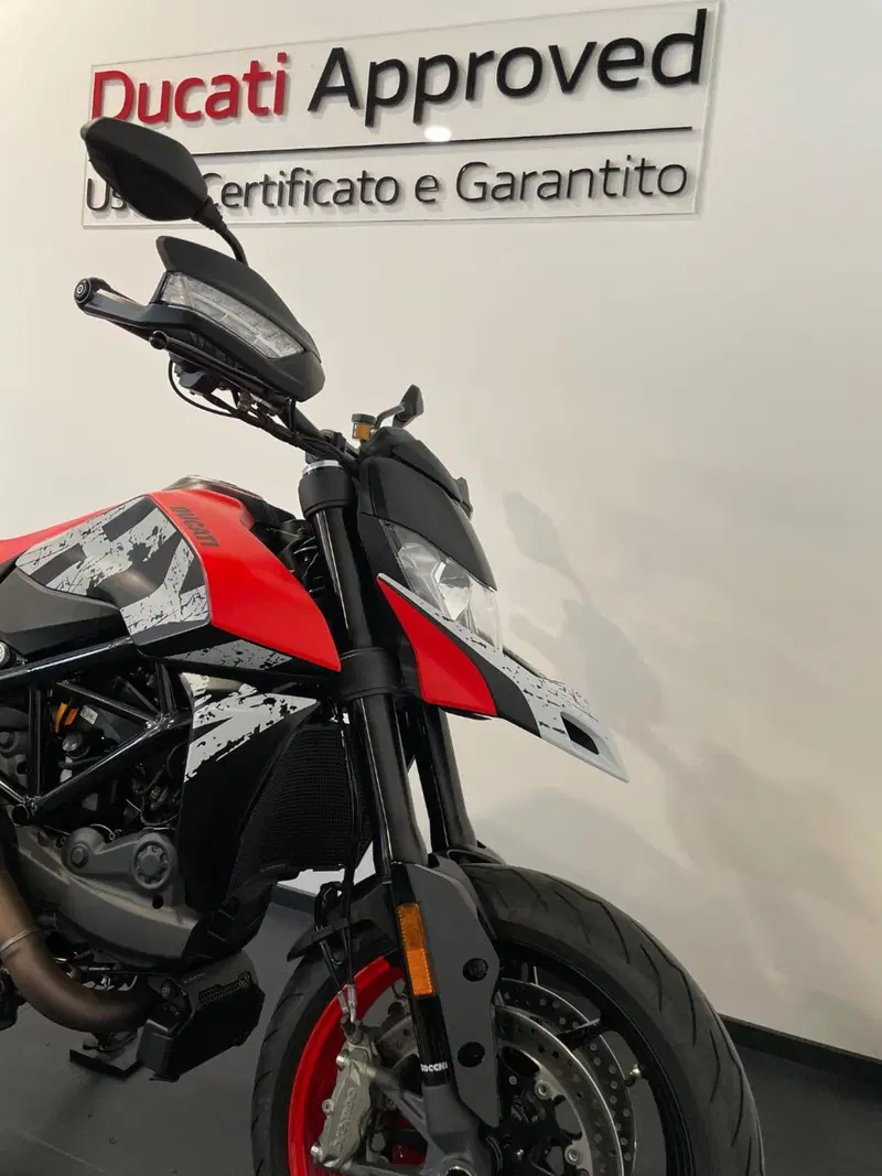Ducati Hypermotard 950 RVE (2022 - 25) (3)