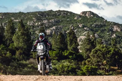 Sardegna Rally Raid. Day2: Jacopo Cerutti, Aprilia, Pietro Degiacomi, KTM, al comando del Rally, del Raid TT e della prima di Motorally