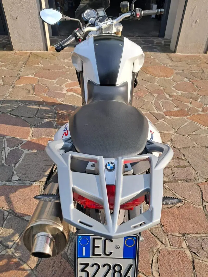 Bmw F 800 R (2015 - 16) (4)