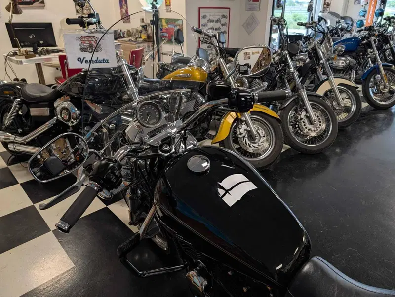 Harley-Davidson 1200 SuperLow (2014 - 16) - XL 1200T (2)