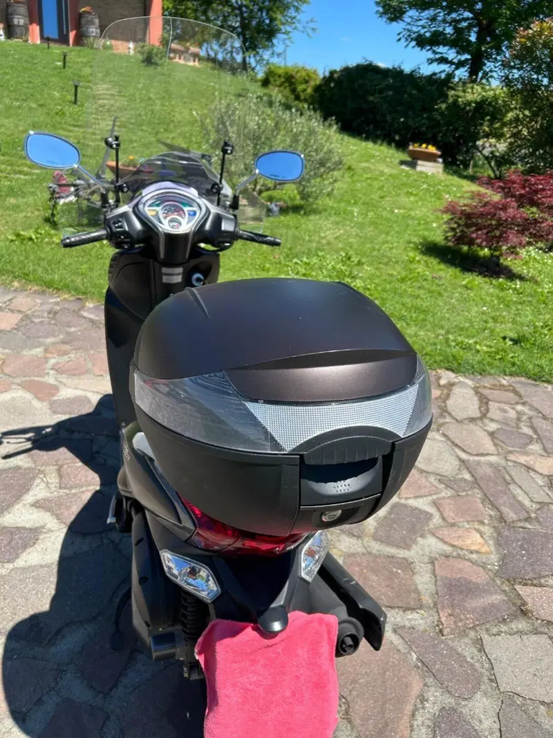 Kymco People 125i One DD (2016 - 17) (4)