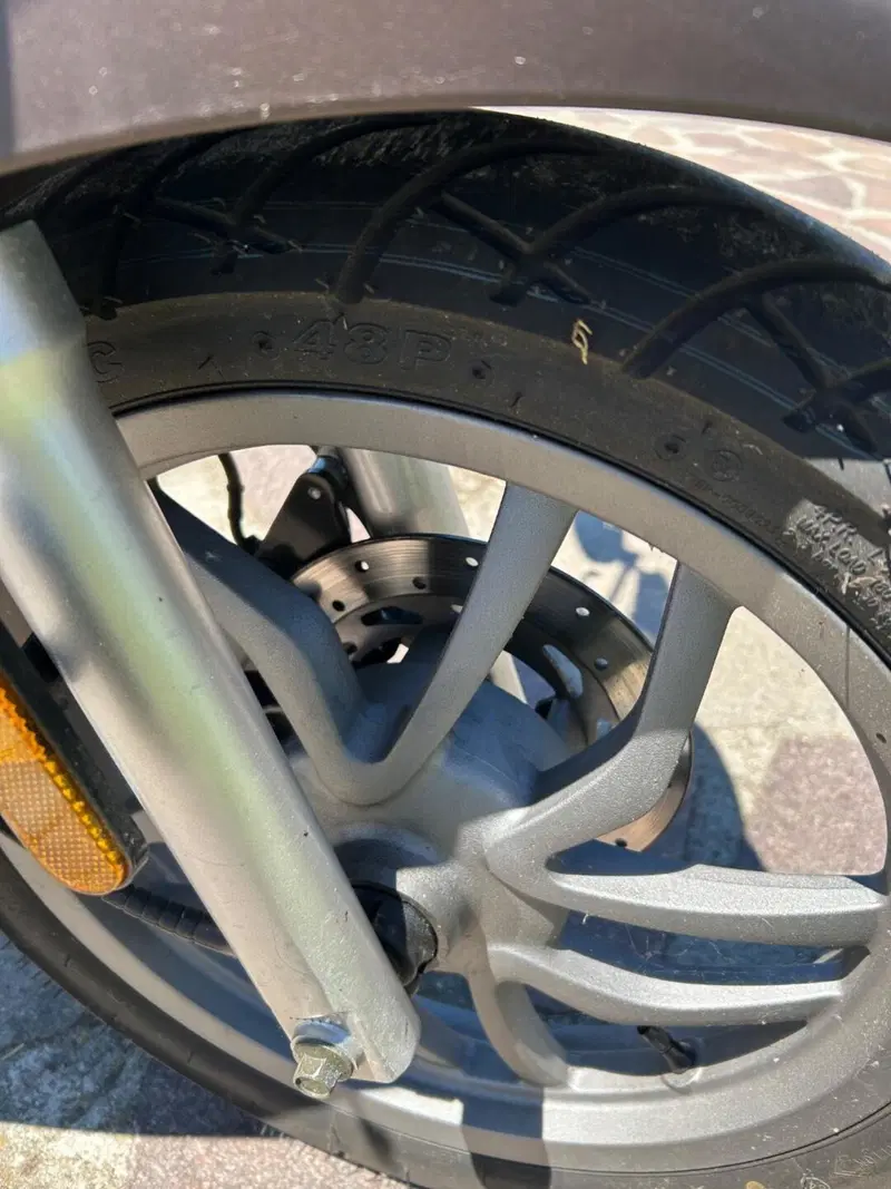 Kymco People 125i One DD (2016 - 17) (12)