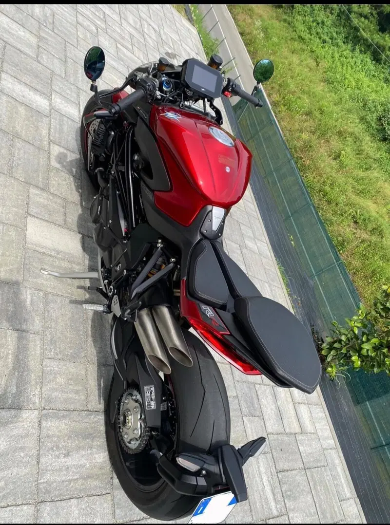 MV Agusta Brutale 1000 RR (2021 - 25) (5)