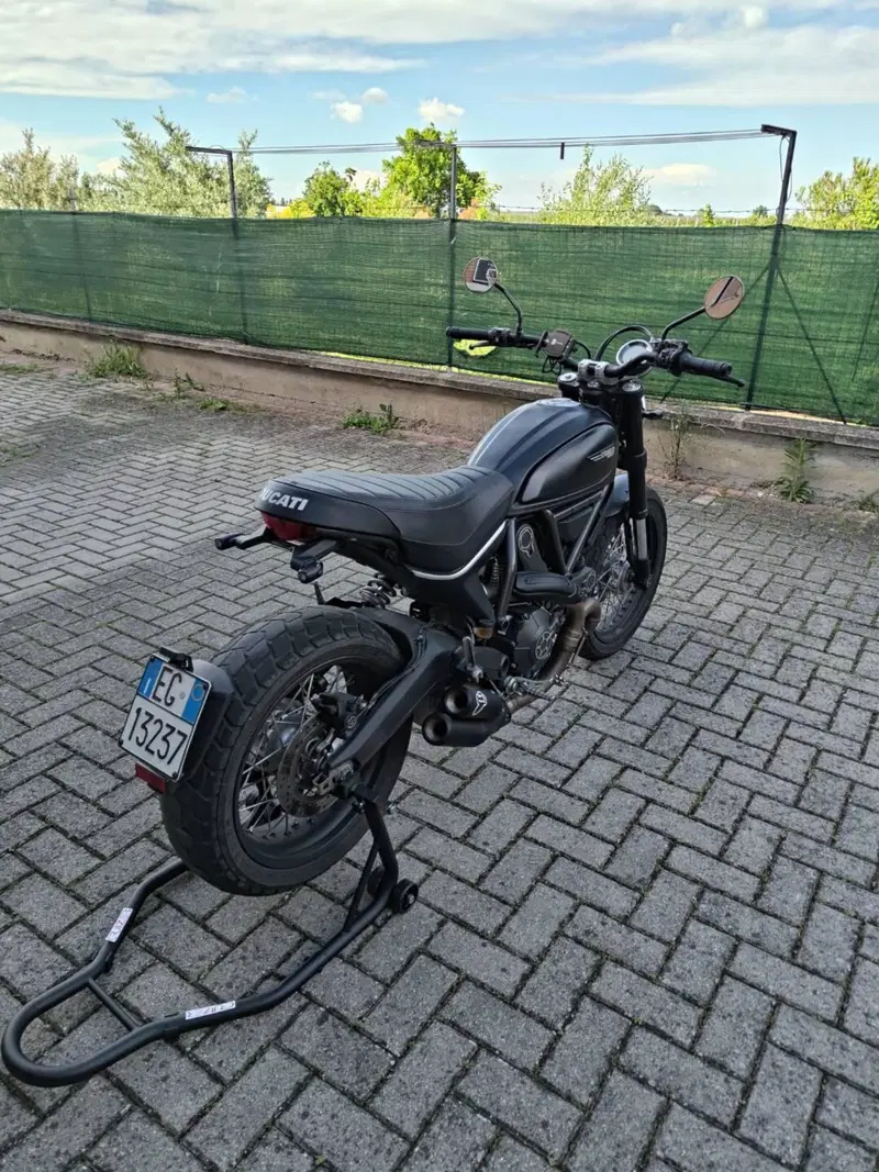 Ducati Scrambler 800 Full Throttle (2015 - 16) (4)