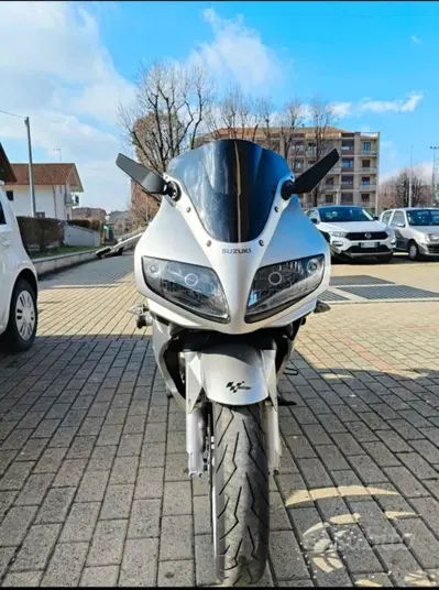 Suzuki SV 1000 S usata