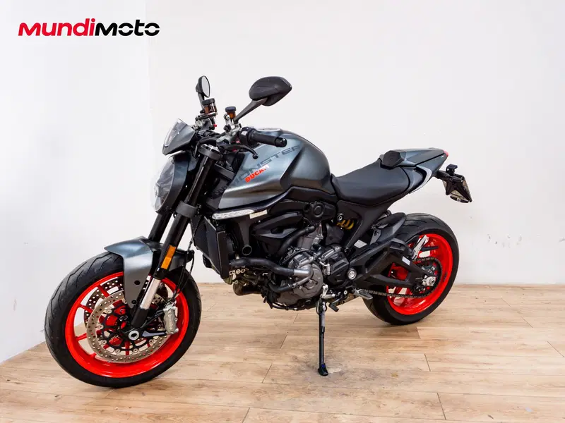 Ducati Monster 937 (2021 - 25) (8)