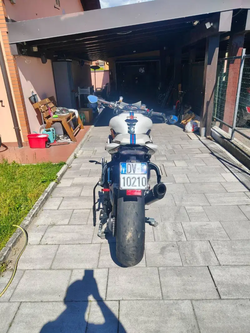 Triumph Speed Triple 1050 (2011 - 13) (4)